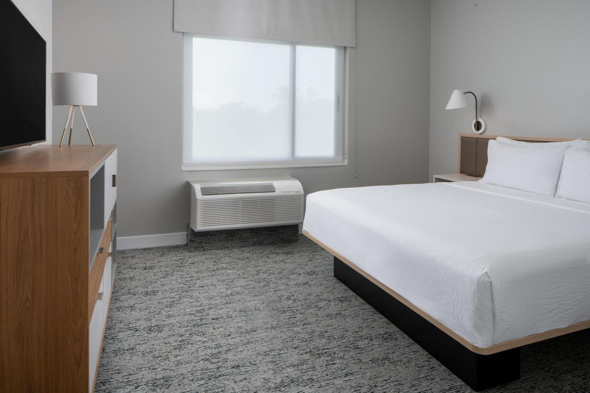 Towneplace Suites By Marriott Pensacola West I-10 Ferry Pass Exteriör bild